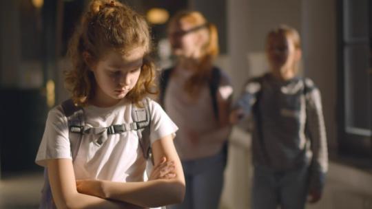 Enfant victime de harcèlement scolaire