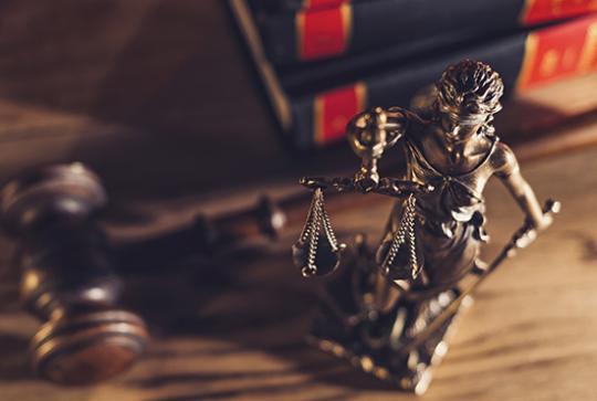 Avocat mise en examen